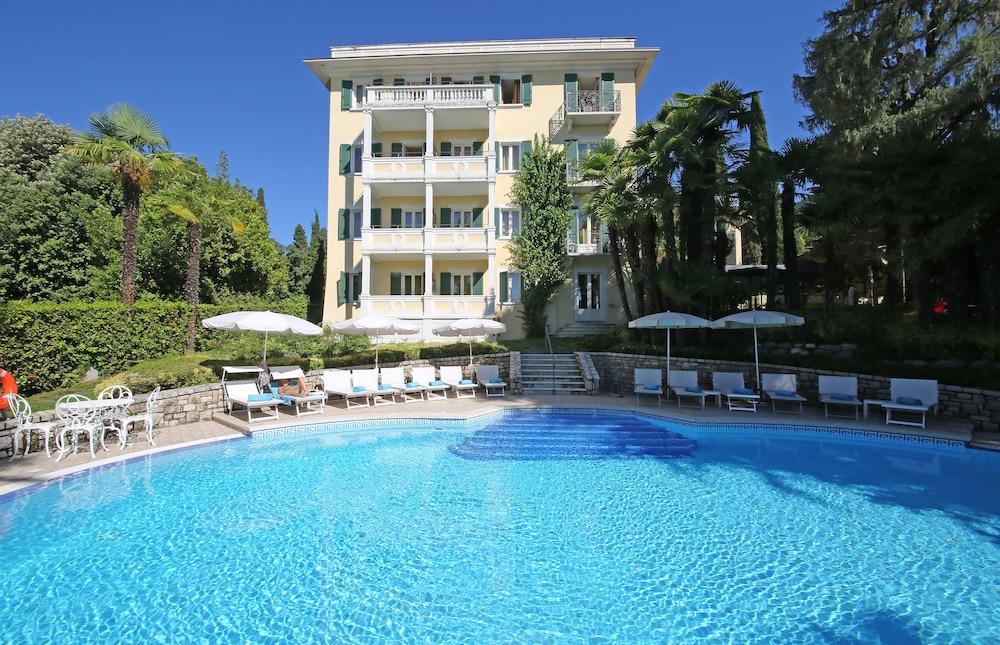 Villa Sofia Hotel Gardone Riviera Exterior photo