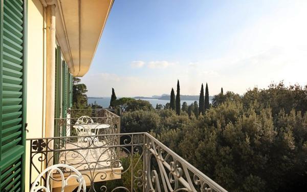 Villa Sofia Hotel Gardone Riviera Exterior photo