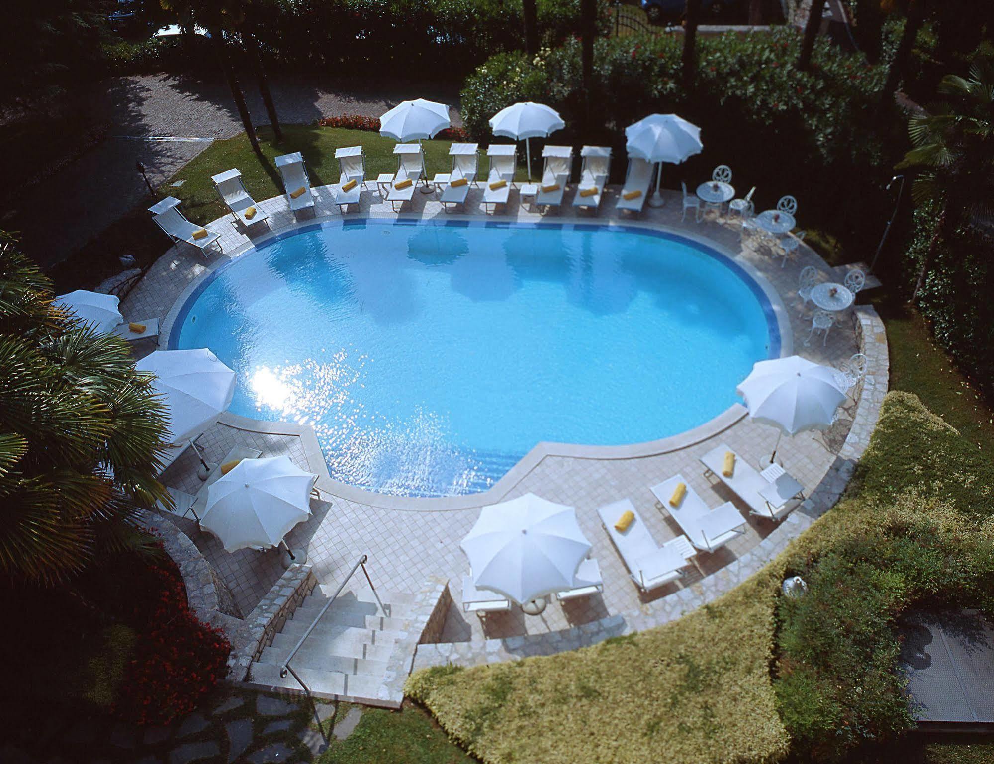 Villa Sofia Hotel Gardone Riviera Exterior photo